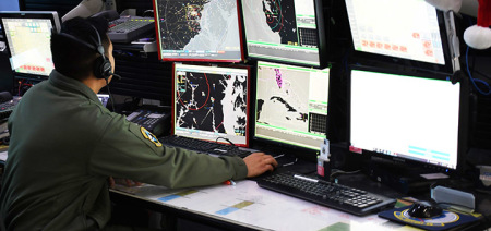 NY Air National Guard helps NORAD track Santa's flight on Christmas Eve